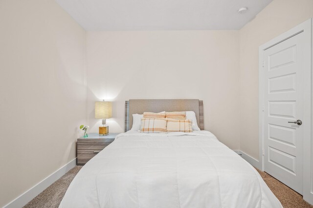 453 Stratus View Ct, Katy, TX 77493 - carpeted bedroom featuring baseboards