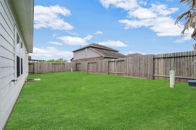 7908 Beryl Ct, Texas City, TX 77591 - view of yard with a fenced backyard