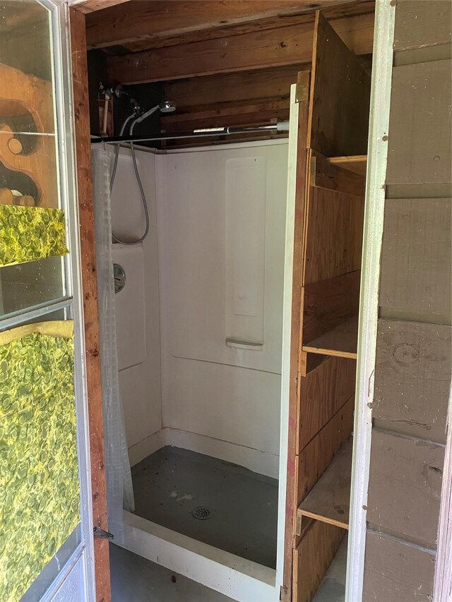 189 Lake Livingston Blvd, Livingston, TX 77351 - bathroom with concrete floors and a stall shower