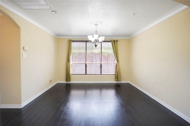 unfurnished room featuring arched walkways, baseboards, wood finished floors, and a chandelier