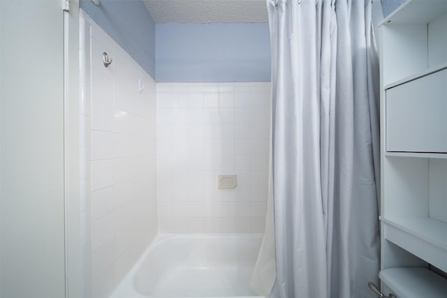 full bathroom with toilet and shower / bath combination with curtain
