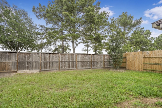 29634 Legends Line Dr, Spring, TX 77386 - view of yard featuring a fenced backyard