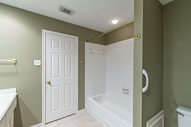 full bath featuring visible vents, tile patterned flooring, vanity, baseboards, and toilet
