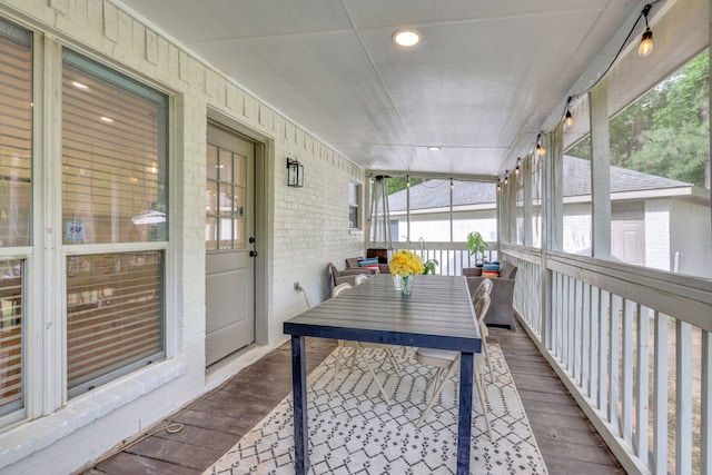 view of sunroom / solarium