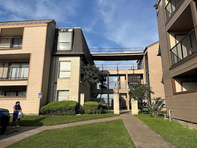 view of building exterior