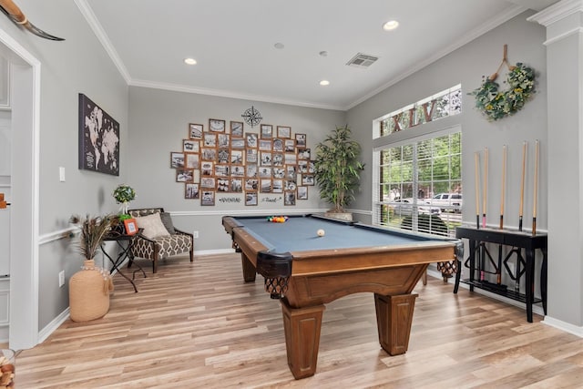 9614 Oconnor Ln, Missouri City, TX 77459 - game room featuring baseboards, recessed lighting, light wood-style flooring, and visible vents