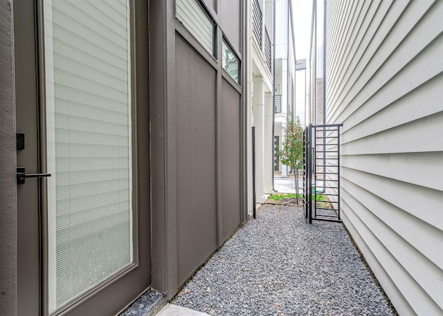 1707 Milby St, Houston, TX 77003 - view of side of home