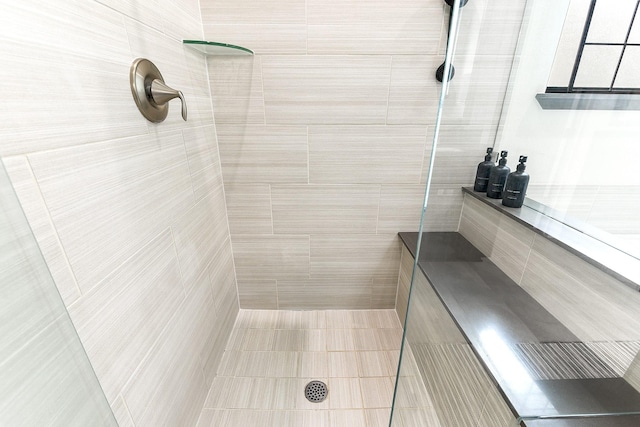 2502 Crossvine Dr, Katy, TX 77494 - full bathroom featuring a tile shower