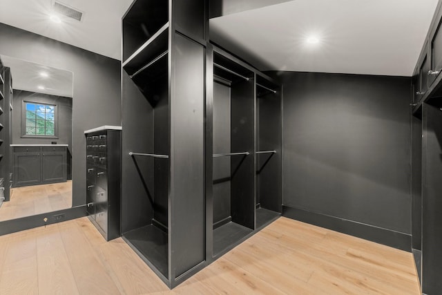 2530 Stanmore Dr, Houston, TX 77019 - spacious closet with light wood-style floors