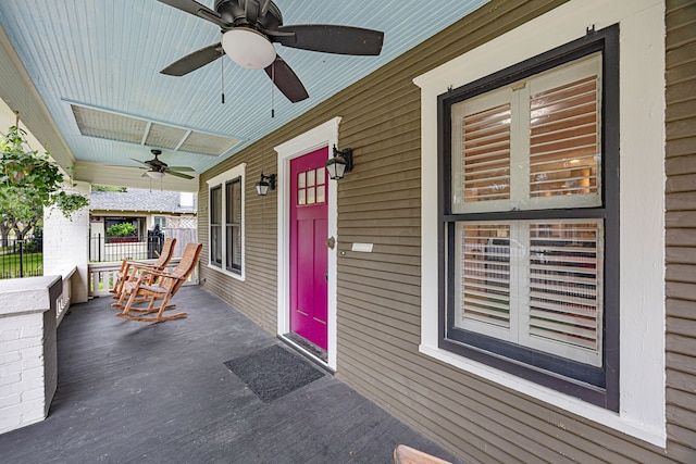 view of patio / terrace with ceiling fan and covered porch