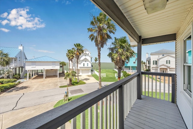 138 Isles End Rd, Tiki Island, TX 77554 - balcony featuring a residential view