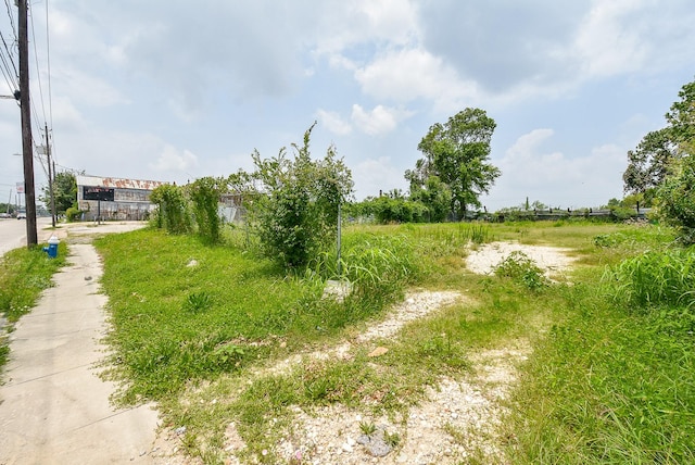 3579 Jensen Dr, Houston, TX 77026