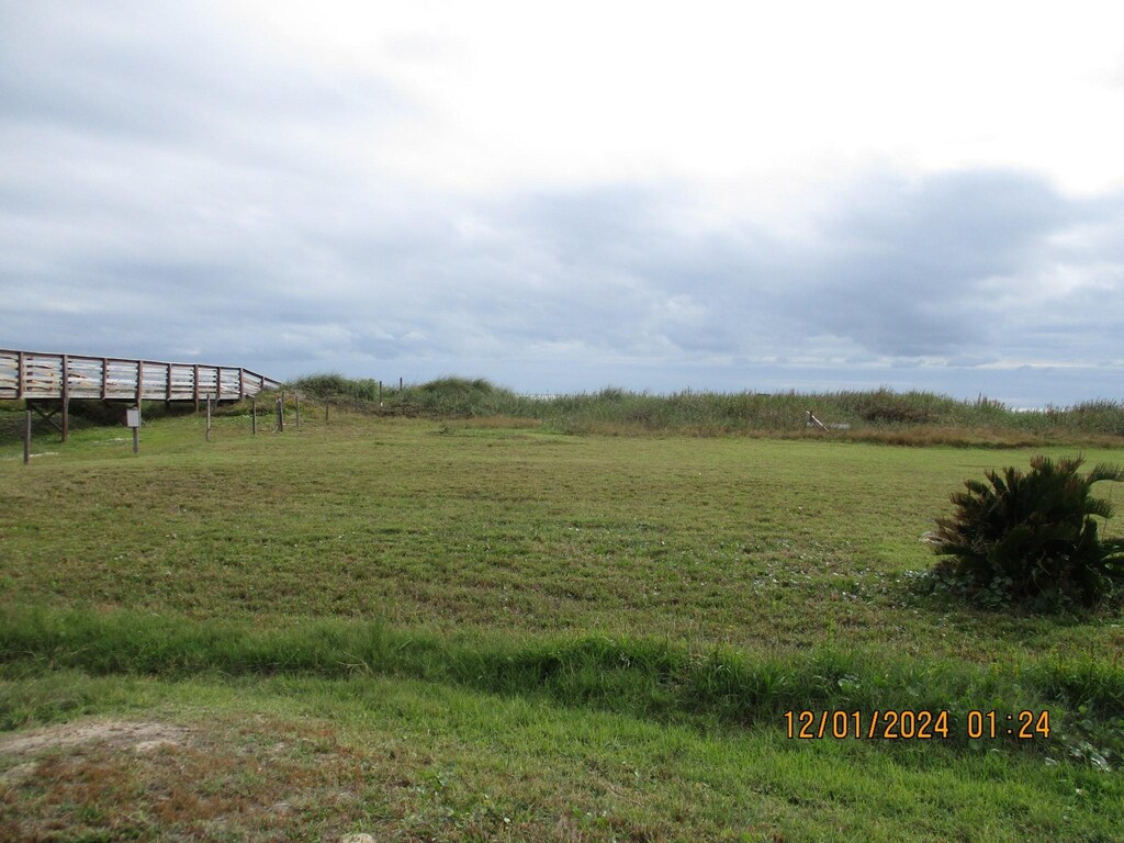 TBDLOT1 Nesmith Pl, Surfside Beach, TX 77541