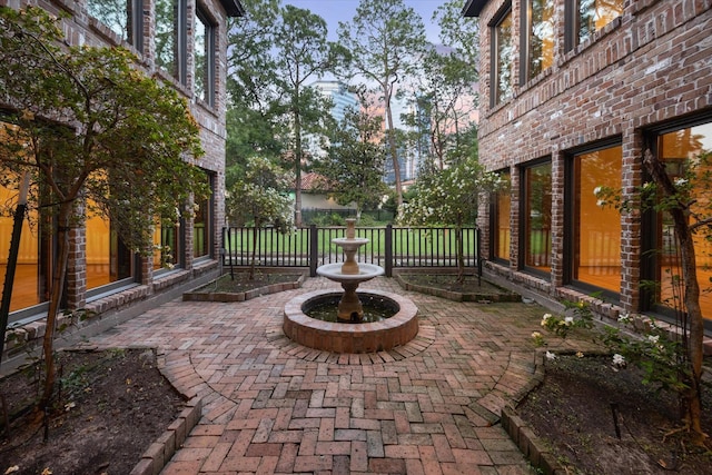 5040 Fieldwood Dr, Houston, TX 77056 - view of patio / terrace with fence