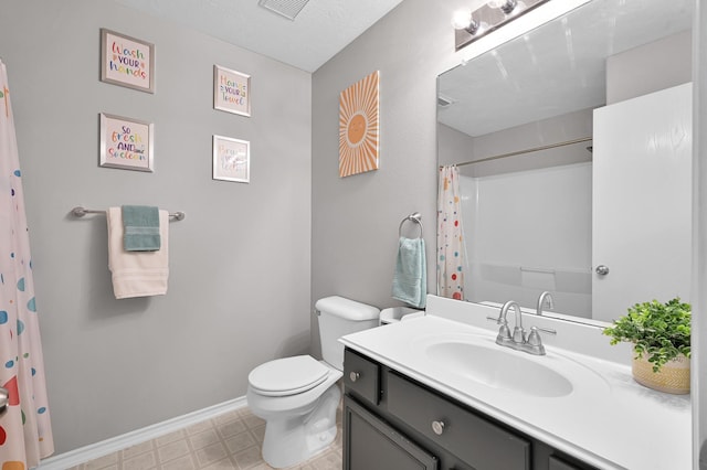bathroom featuring visible vents, vanity, baseboards, toilet, and a shower with shower curtain