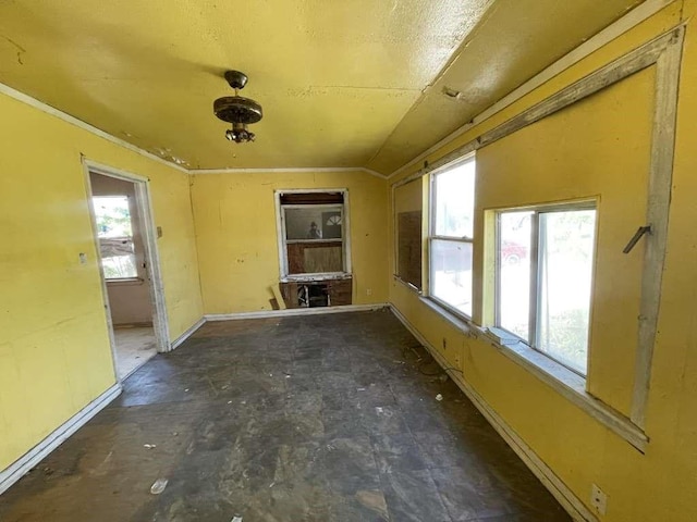 1017 W Buchanan St, Harlingen, TX 78550 - spare room with baseboards