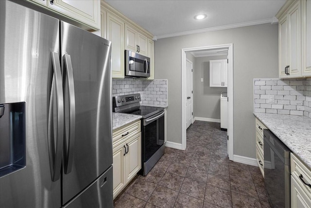 kitchen with cream cabinets, stainless steel appliances, baseboards, backsplash, and ornamental molding