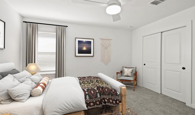 8339 Bay Oaks Dr, Baytown, TX 77523 - carpeted bedroom featuring a closet and a ceiling fan