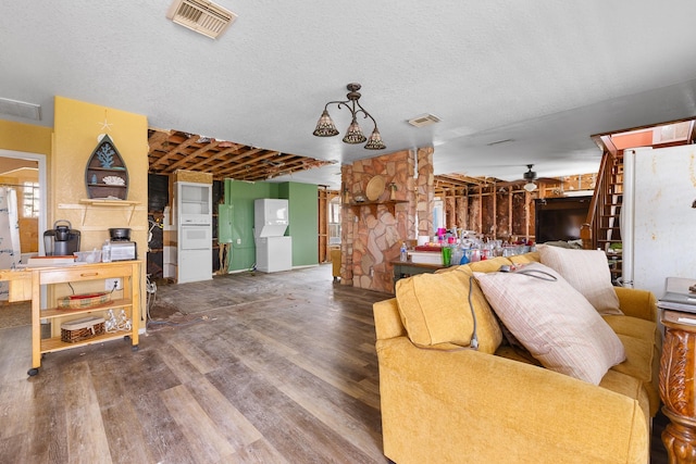 13114 Coronado Dr, Freeport, TX 77541 - living room featuring visible vents and wood finished floors