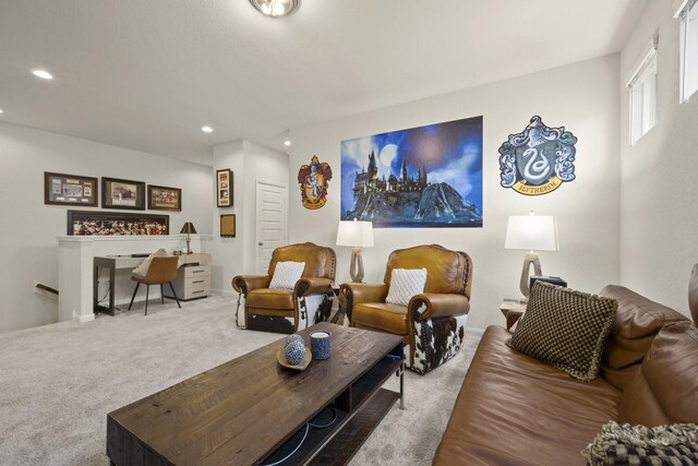 9904 Smokehouse Silo Ln, Houston, TX 77080 - carpeted living area featuring recessed lighting