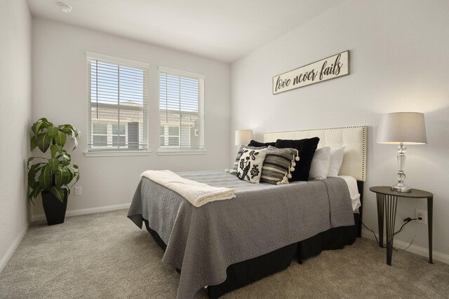 9904 Smokehouse Silo Ln, Houston, TX 77080 - carpeted bedroom featuring baseboards