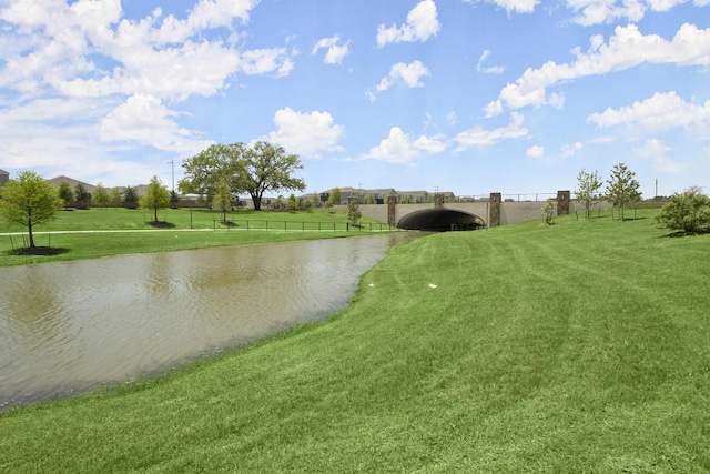 9904 Smokehouse Silo Ln, Houston, TX 77080 - water view