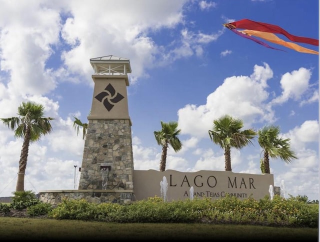 12813 Narrow Cove Dr, Texas City, TX 77568 - view of community / neighborhood sign
