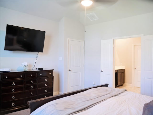 bedroom featuring visible vents, baseboards, and ceiling fan