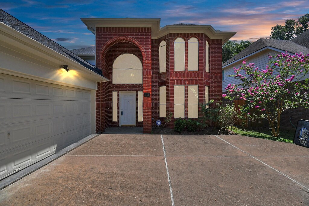 131 Lissa Ln, Sugar Land, TX 77479 - photo 1