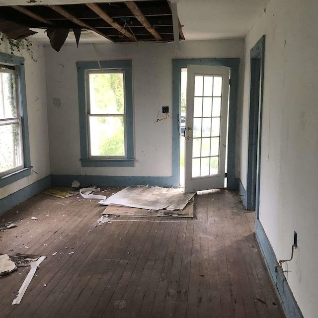214 E Lee St, Harlingen, TX 78550 - interior space with hardwood / wood-style flooring