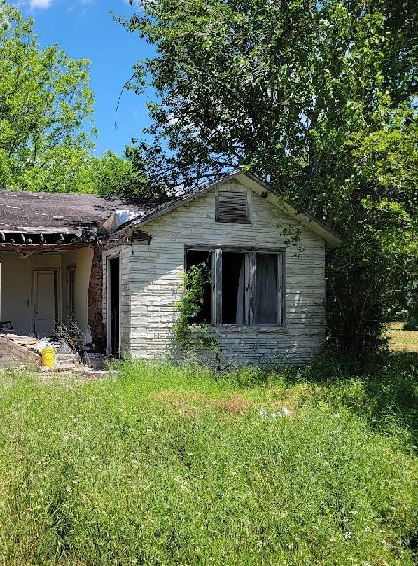 111 Virginia St, South Houston, TX 77587