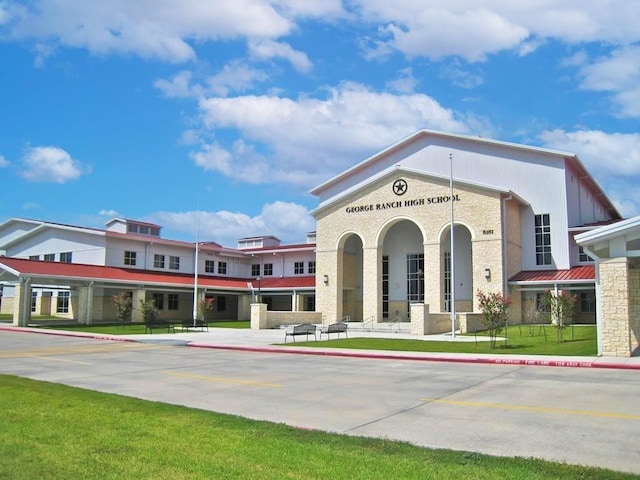 view of building exterior