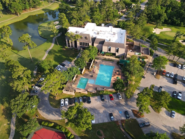 3034 Serena Vista Way, Houston, TX 77068 - bird's eye view of a pool area and a large body of water