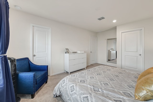 bedroom featuring carpet floors, recessed lighting, baseboards, and visible vents
