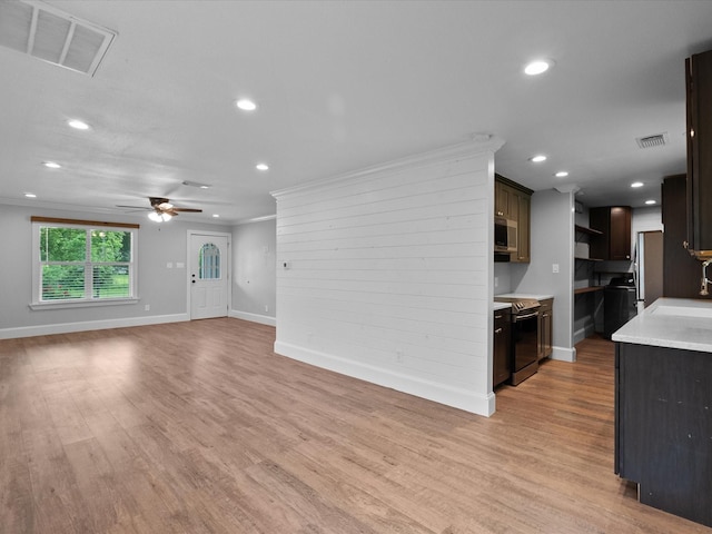 14800 Tallow St, Santa Fe, TX 77517 - unfurnished living room featuring visible vents, recessed lighting, and baseboards