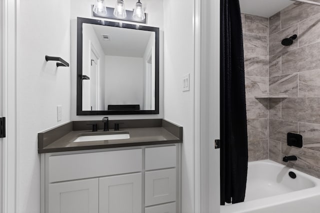 208 S Empress Green Pl, Montgomery, TX 77316 - bathroom featuring visible vents, shower / bath combination with curtain, and vanity