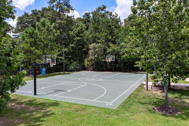 208 S Empress Green Pl, Montgomery, TX 77316 - view of sport court with a yard, community basketball court, and fence