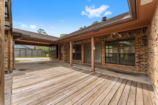 deck with fence