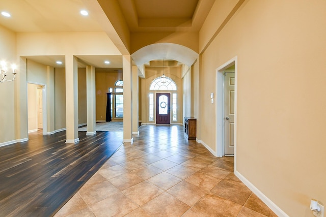 629 Pelican Harbour Dr, Texas City, TX 77590 - entryway featuring recessed lighting, a chandelier, arched walkways, and baseboards