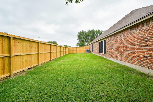 629 Pelican Harbour Dr, Texas City, TX 77590 - view of yard