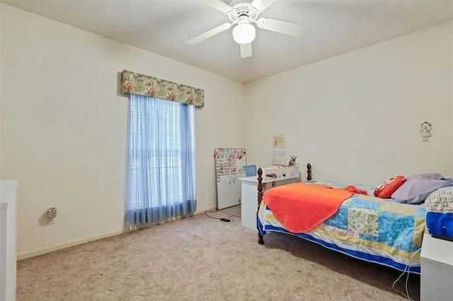 bedroom featuring carpet and ceiling fan