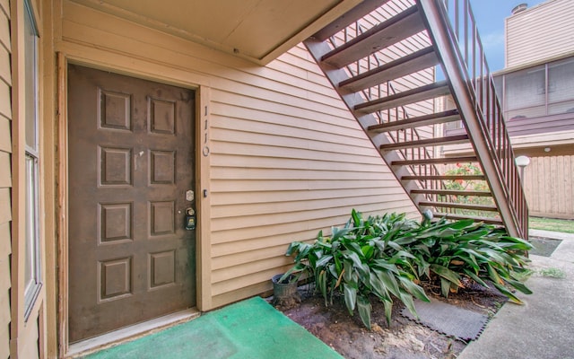 view of property entrance
