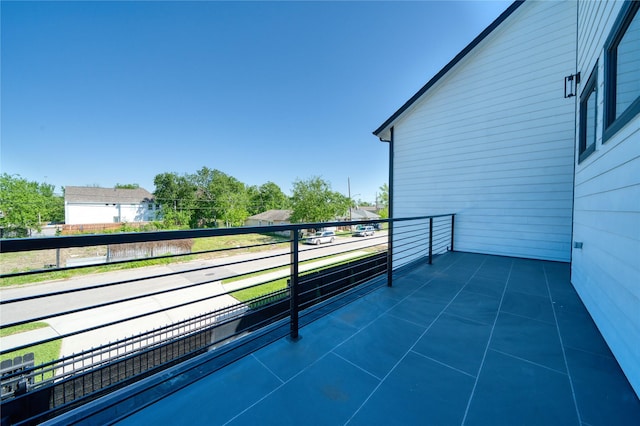 2420 Sumpter St, Houston, TX 77026 - view of balcony