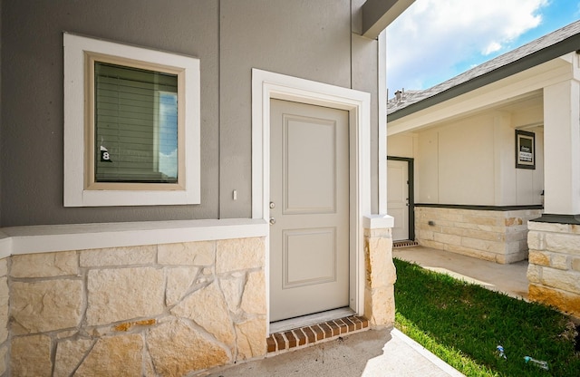 view of entrance to property