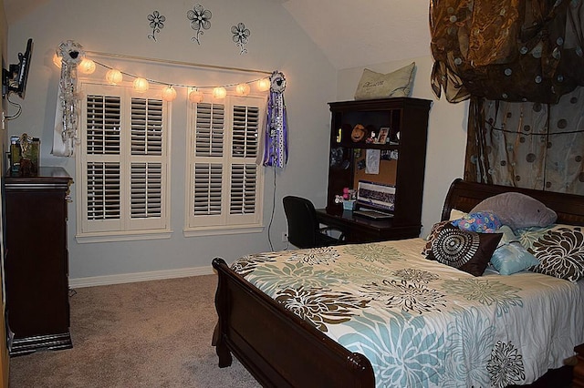 8807 Stowe Creek Ln, Missouri City, TX 77459 - carpeted bedroom featuring vaulted ceiling