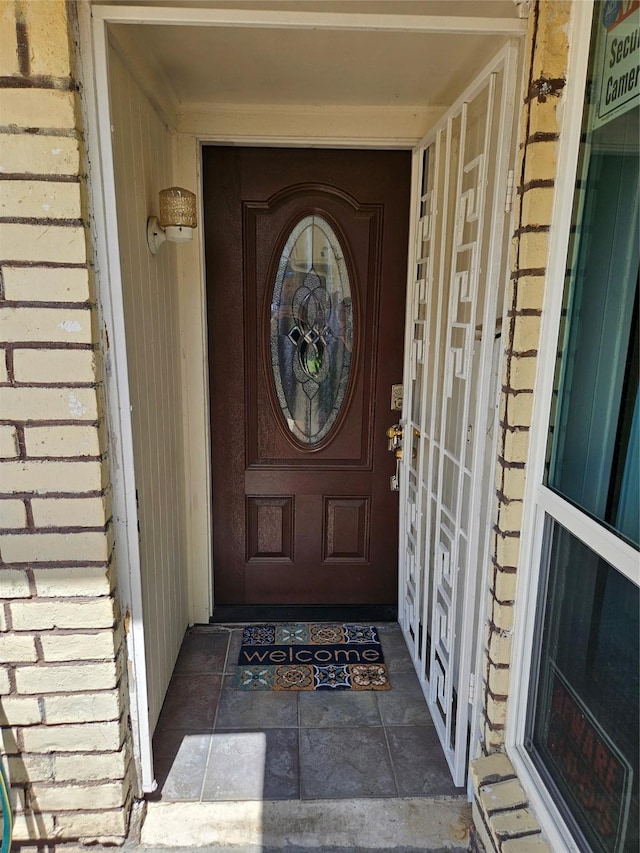 view of exterior entry