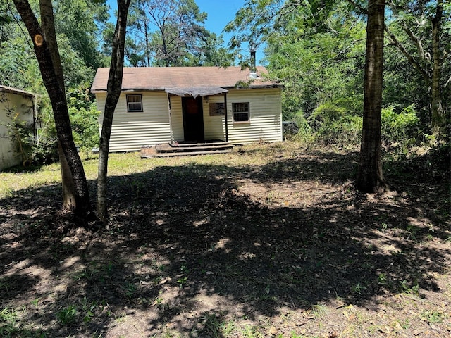 8513 Fountain Dr, Silsbee, TX 77656 - view of front of house