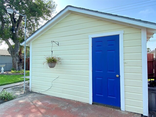 4817 Alamo Dr, Galveston, TX 77551 - photo 26