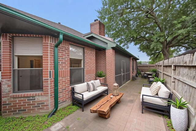 6542 Shinnecock Hills Dr, Houston, TX 77069 - view of patio / terrace with an outdoor hangout area and a fenced backyard