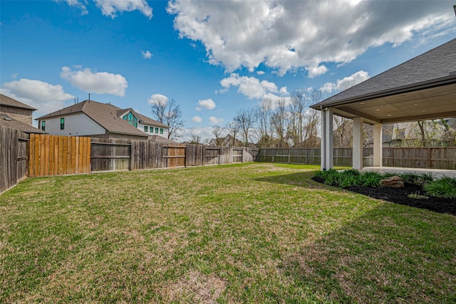 2502 Forest Side Ct, Missouri City, TX 77459 - view of yard featuring a fenced backyard